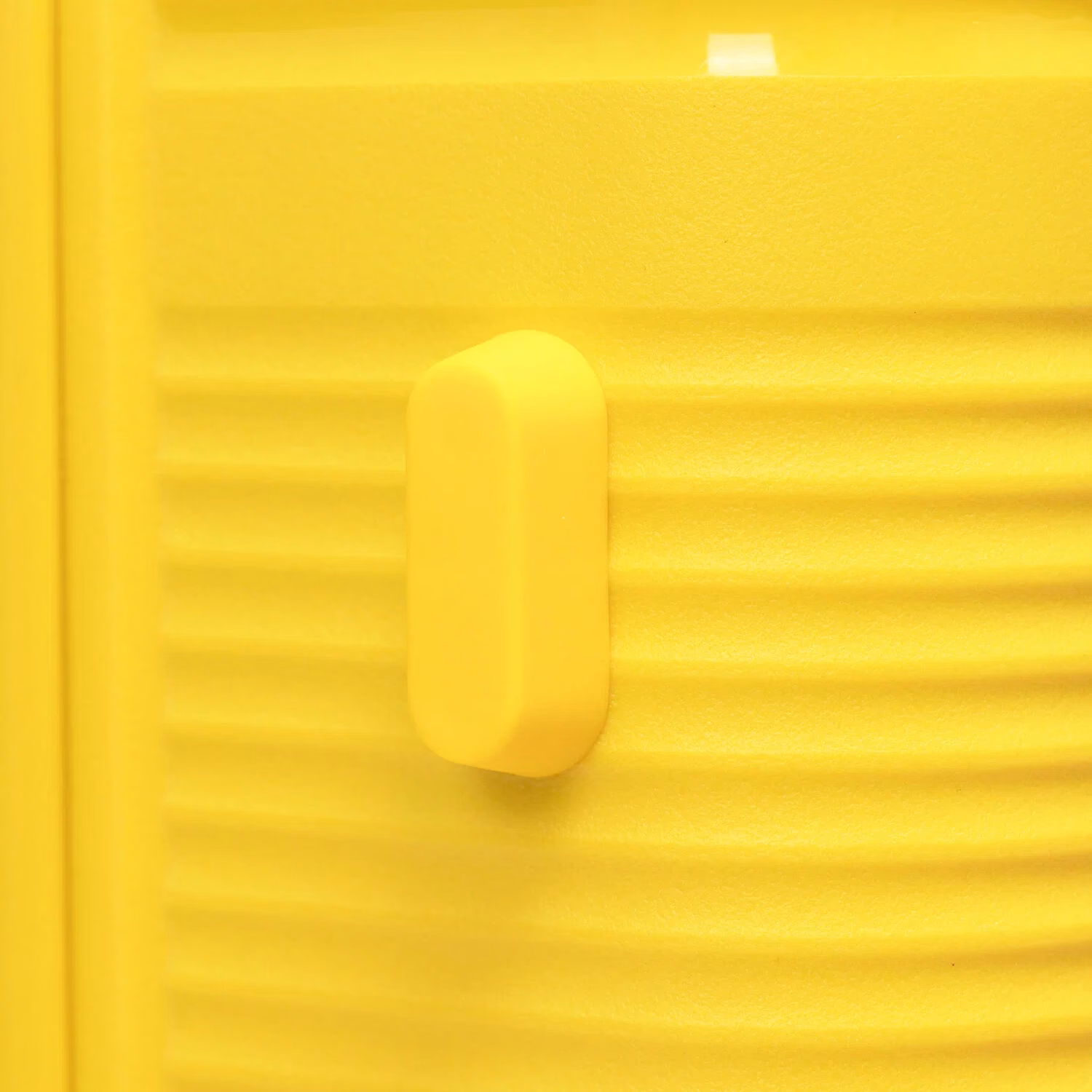 Чемодан Air M Yellow 9