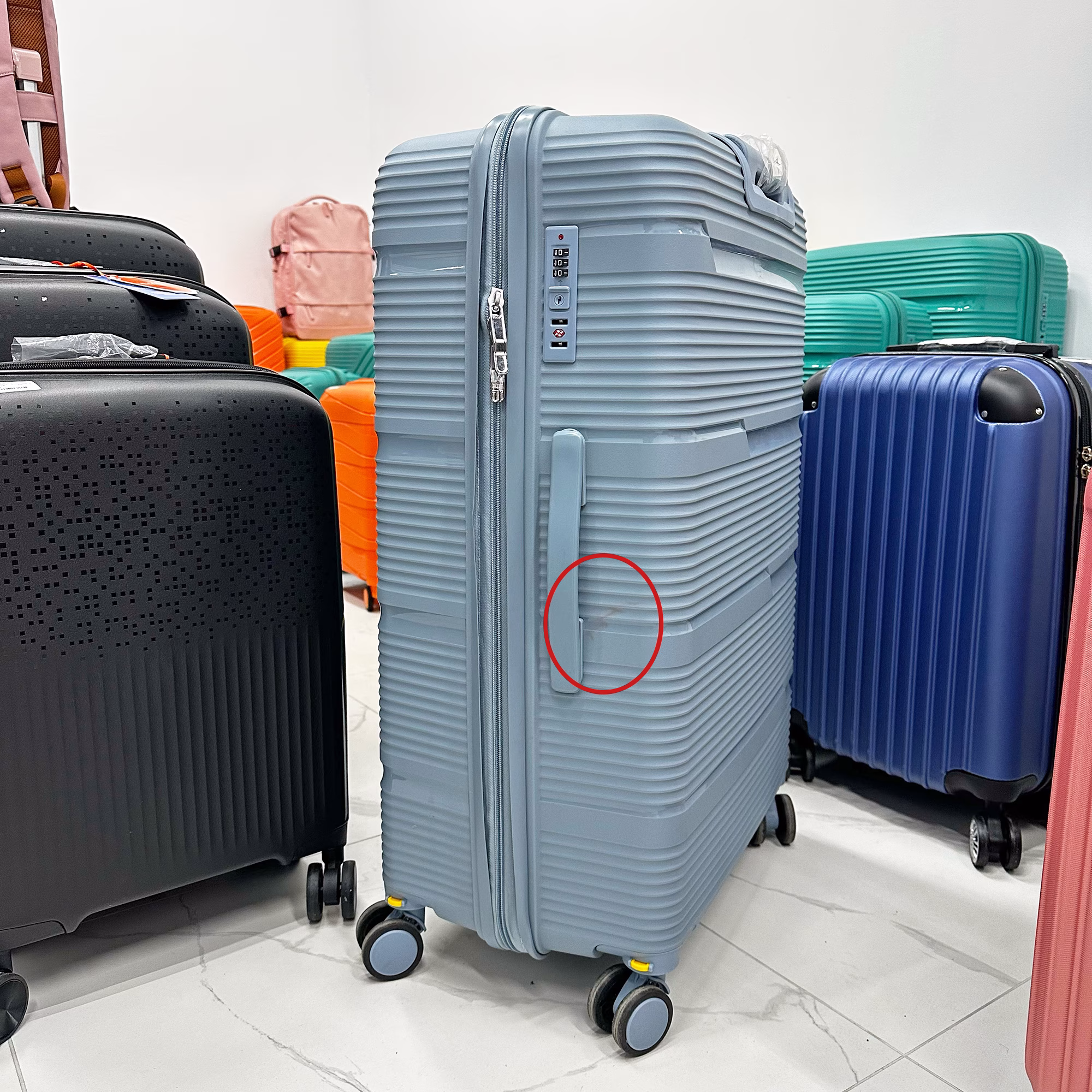 Чемодан Air XL Arctic Blue Уценка 2