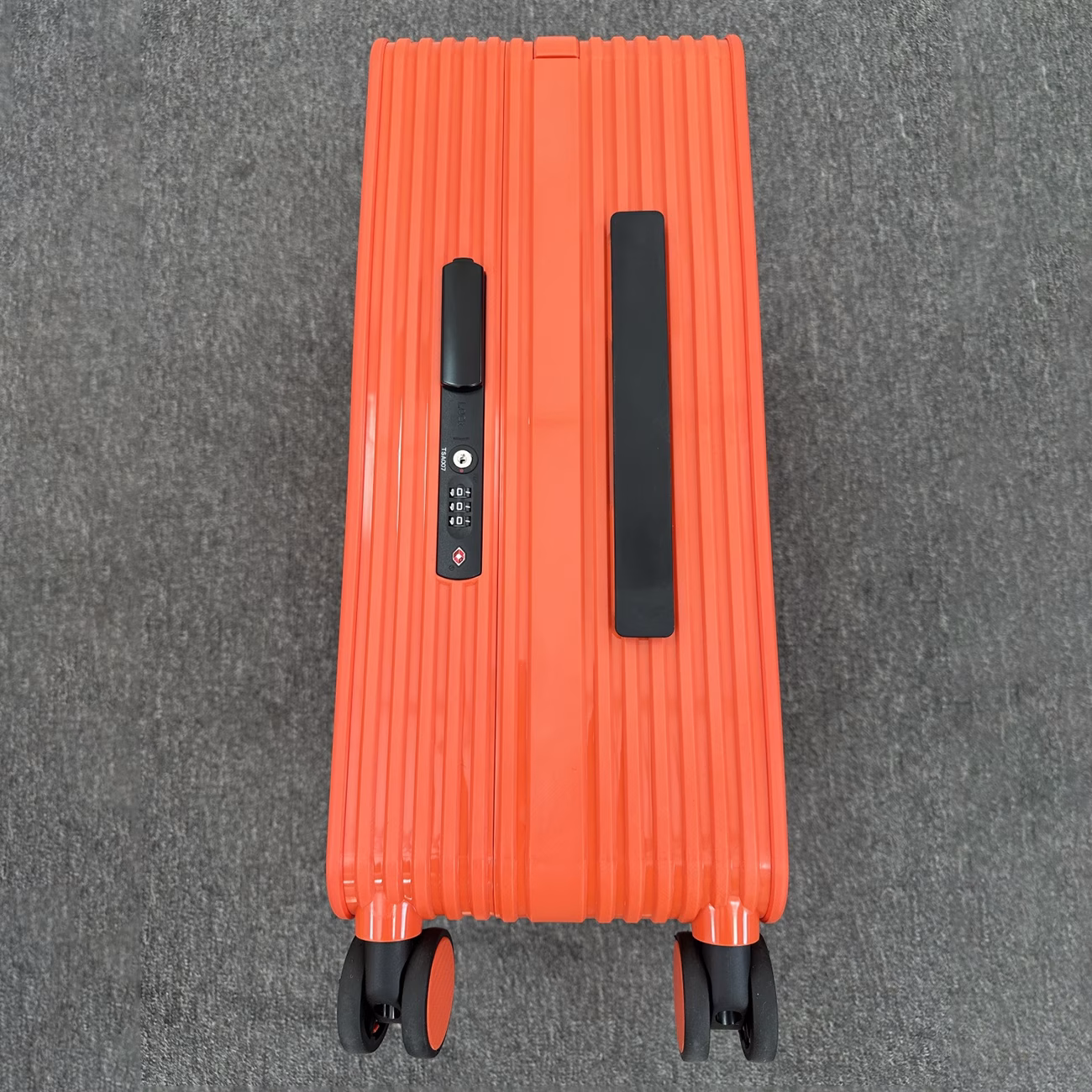 Чемодан Bosco S Aperol 9