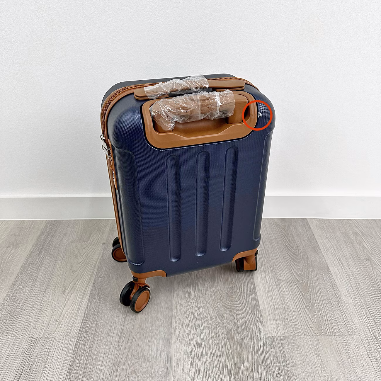 Чемодан Bruno 40x30x20 Midnight Blue Уценка 2 2