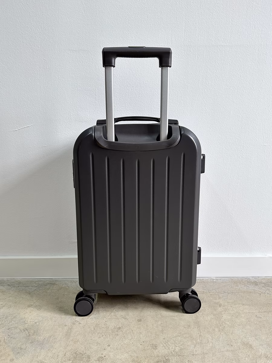 Чемодан Connect S Space Gray 4