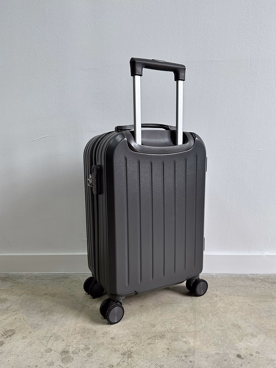 Чемодан Connect S Space Gray 5