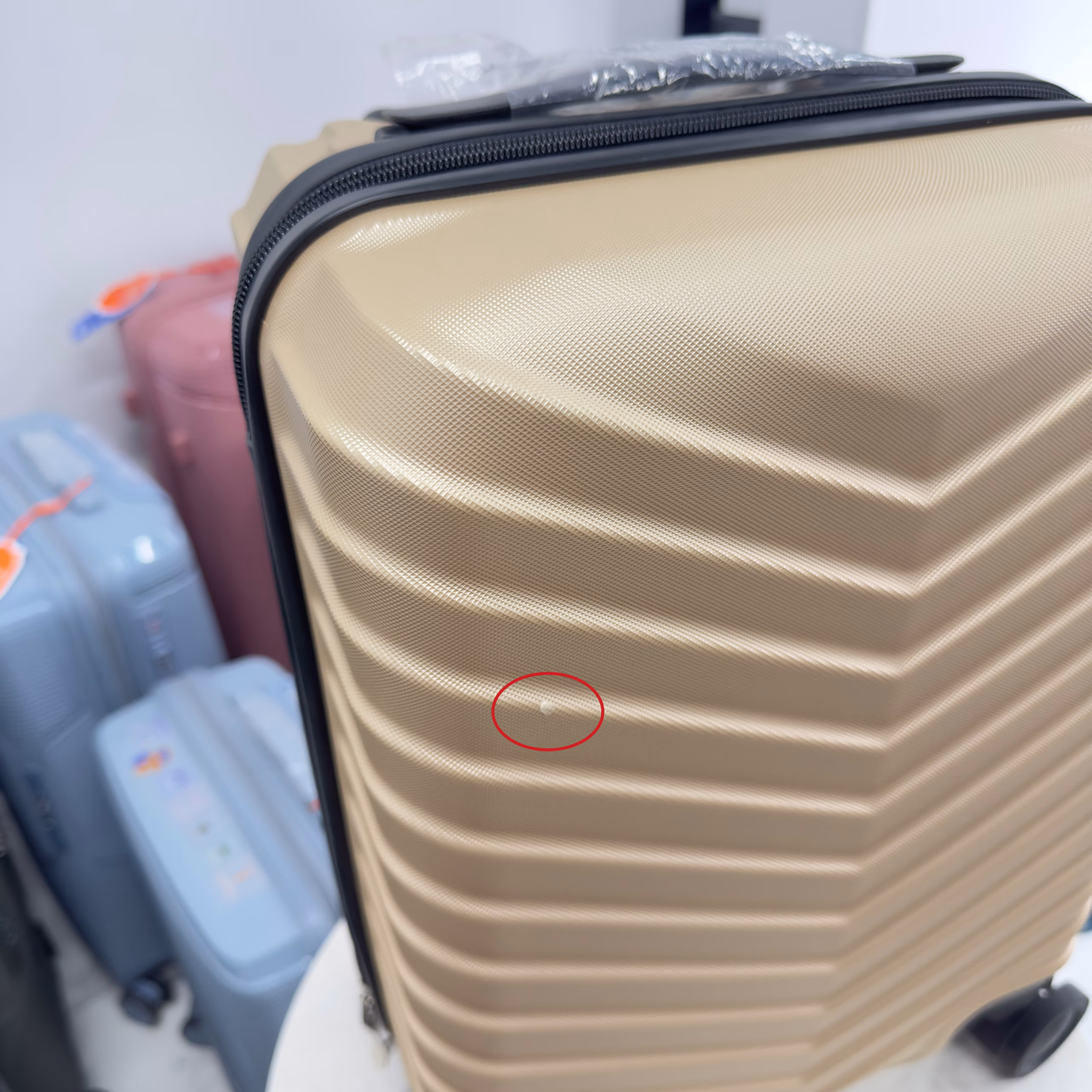 Valiză Dynamic S Mini Gold Resigilat 2