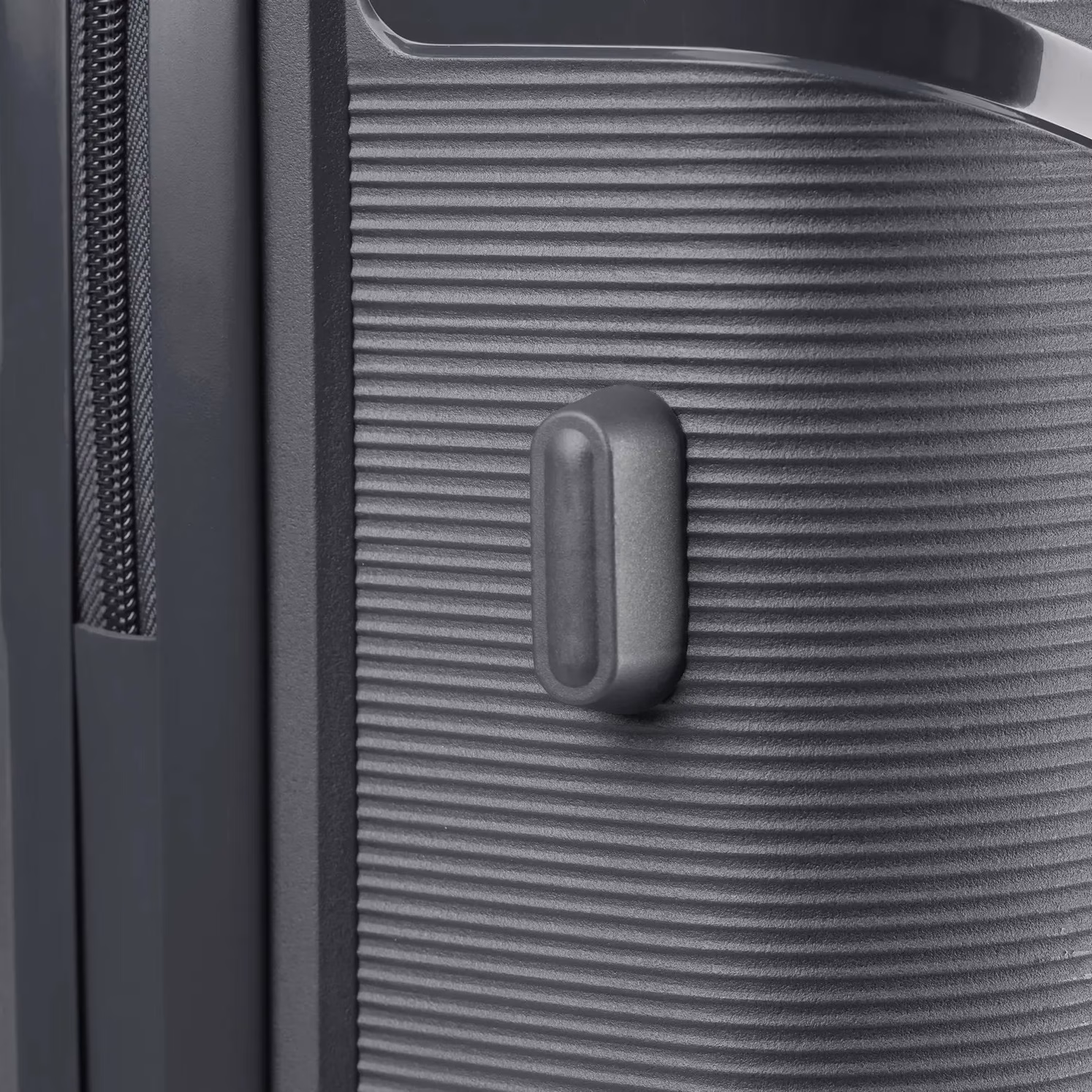 Чемодан Fly M Anthracite 8