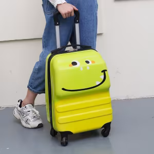Чемодан Magic S Green Smile 8