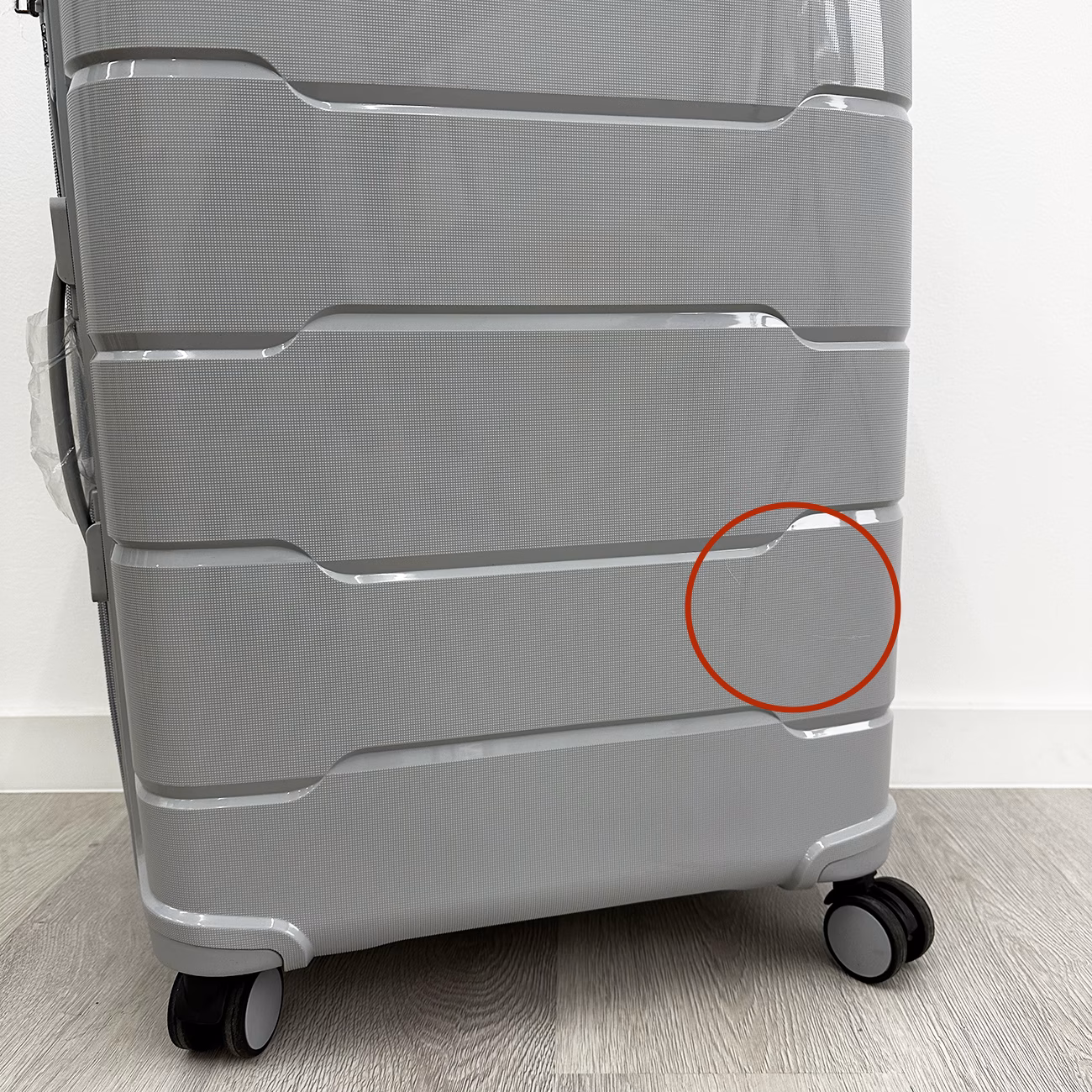 Чемодан Oliver XL Silver Уценка 2