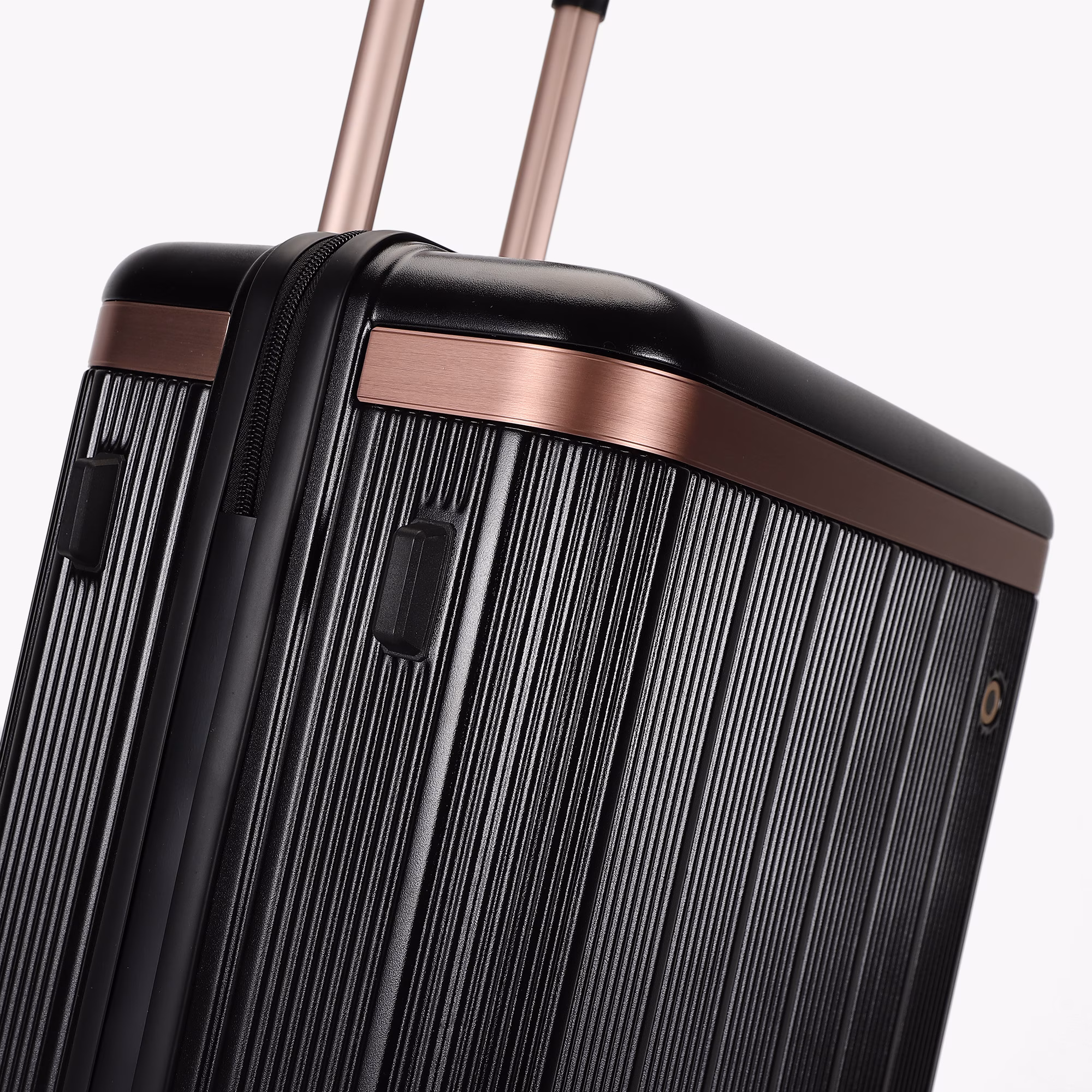 Чемодан Onyx S Jet Black 8