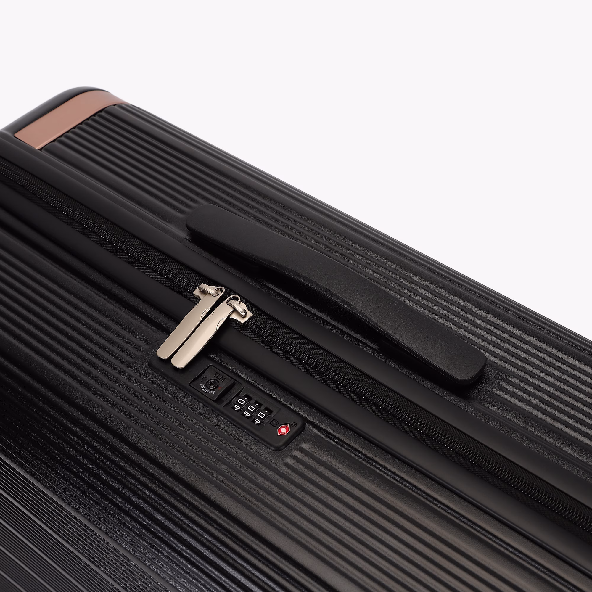 Чемодан Onyx S Jet Black 9