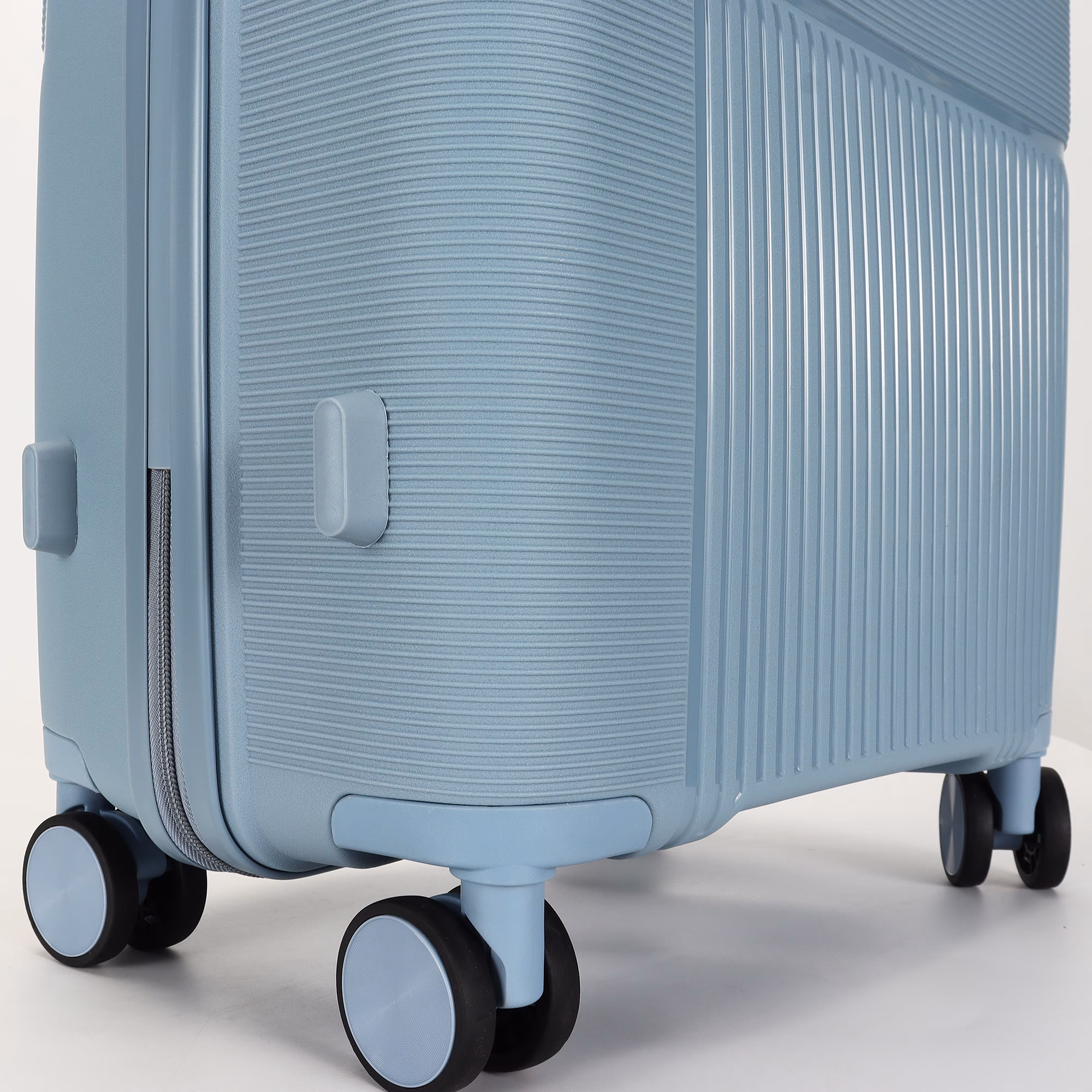 Комплект Чемоданов Sierra S-XL Arctic Blue 9